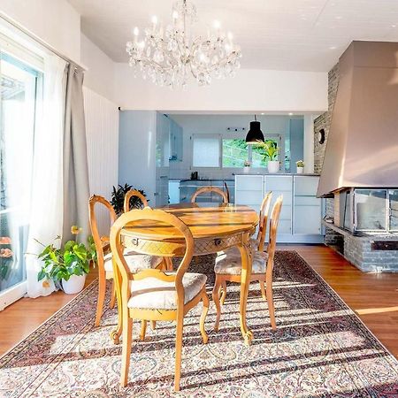 Rooms In Splendid Apartment With Parking-Stunning Lake View 몽트뢰 외부 사진